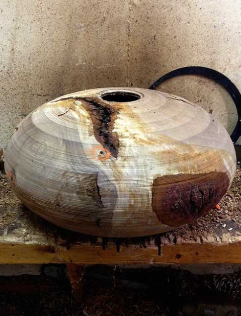 Pictured here is the Auburn Oak bowl in rough form.