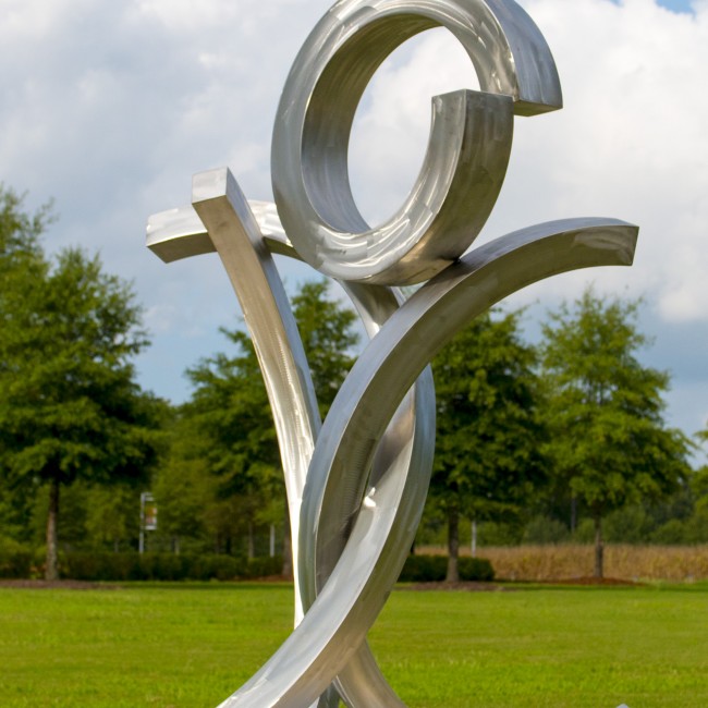 Gregory Johnson (Georgia, b. 1955), Centrum, 2015, stainless steel, ca. 73 x 52 x 60 inches